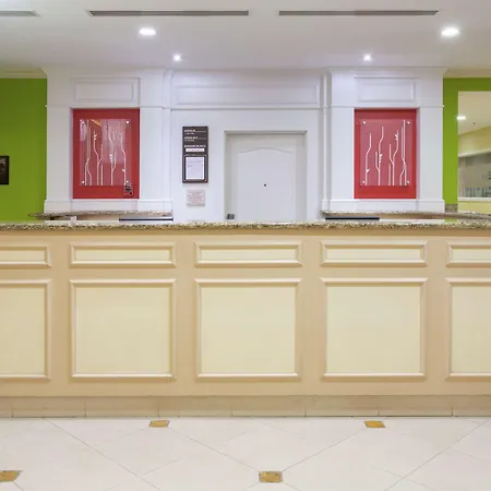 Hilton Garden Inn Phoenix/Avondale-3